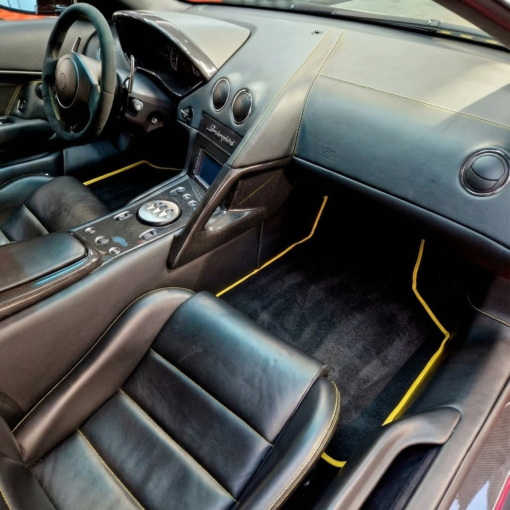 Mats de carro vermelhos para Lamborghini Murcielago da marca AutoWin - AutoWin.EU
