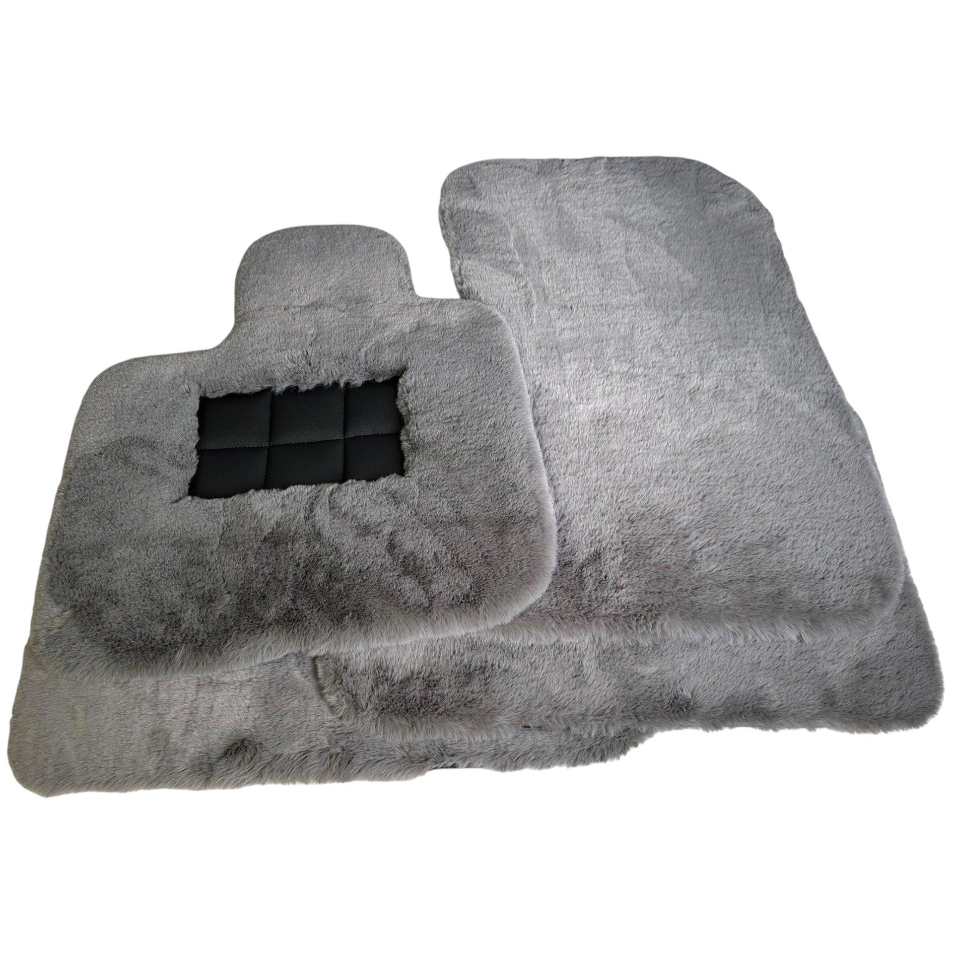 Various Colors of Sheepskin Floor Mats Tailored for the Aston Martin Vanquish (2012–2018) - AutoWin