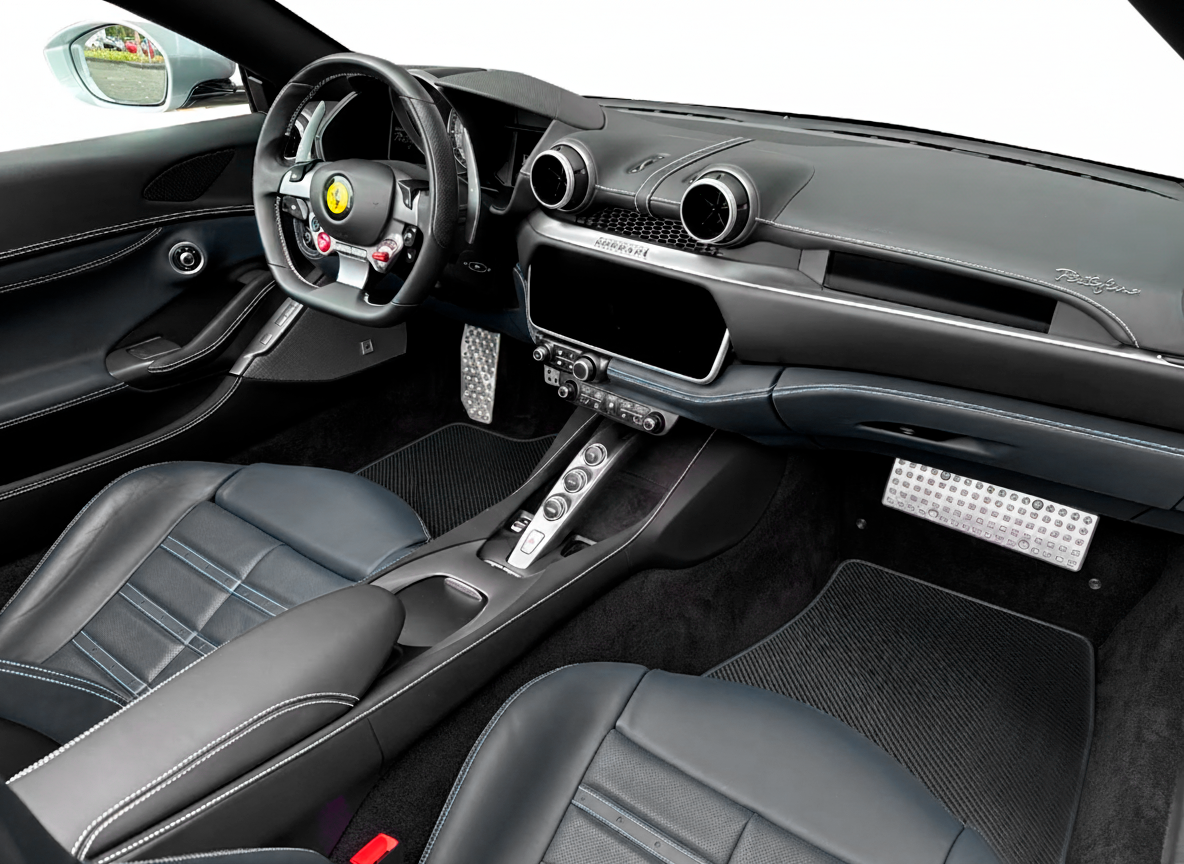 Carbon Fiber Leather Floor Mats For Ferrari Portofino (2018-2023) - AutoWin.EU
