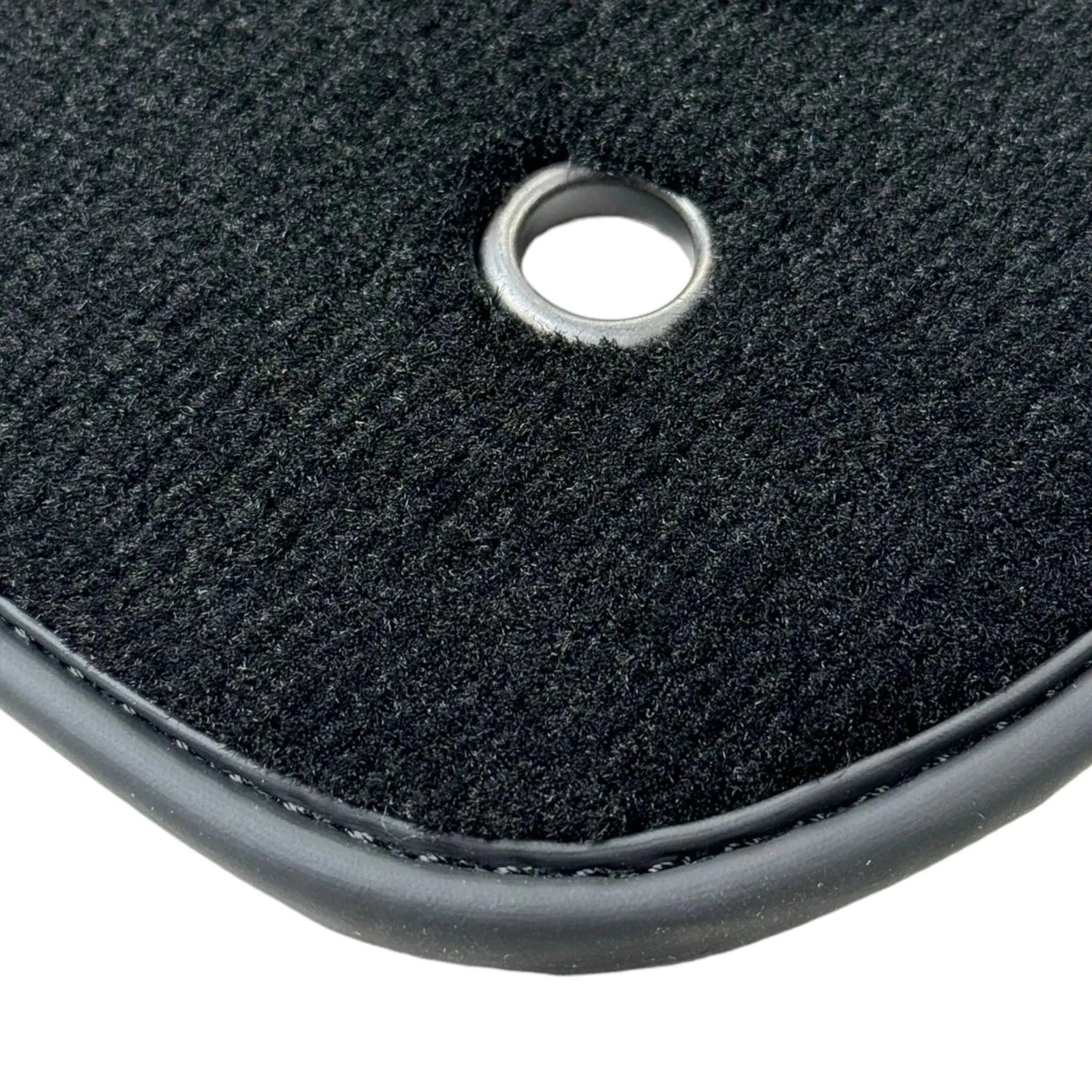 Black Floor Mats for Jeep Wrangler JK (2007-2018) 5 Doors Single Fixation - AutoWin