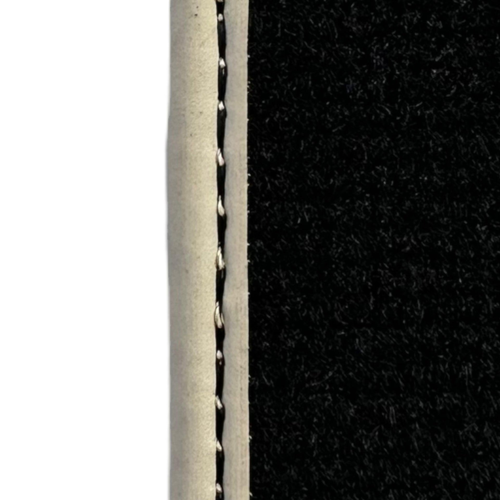 Black Floor Mats For Mercedes-Benz SL-Class R230 (2001-2012) Beige Trim | ER56 Design - AutoWin