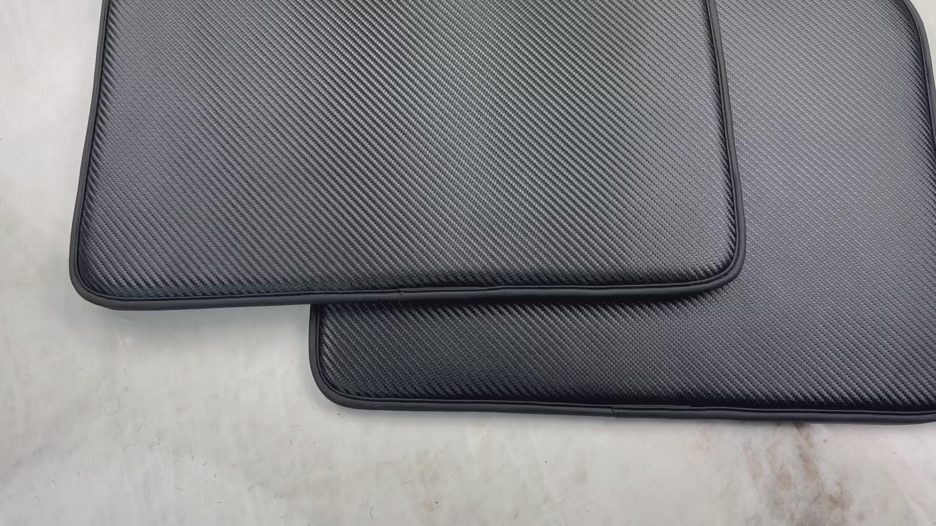 Carbon Fiber Leather Floor Mats for Porsche Carrera GT (2004-2006) - AutoWin.EU