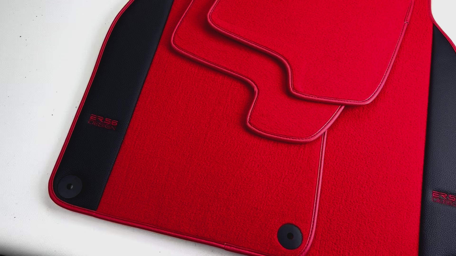 Red Floor Mats for Porsche Macan (2014-2023) with Leather - AutoWin