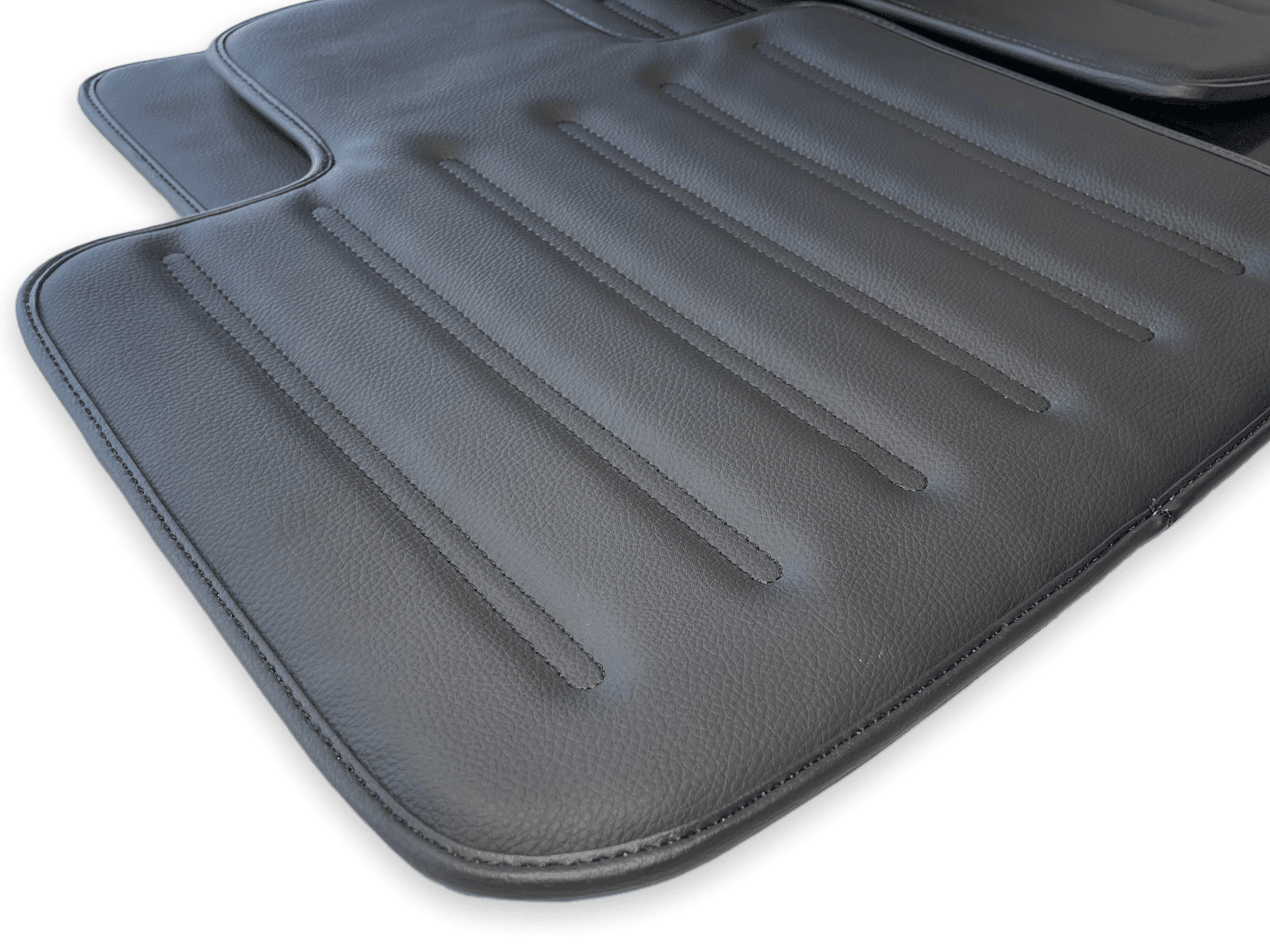 Leather Floor Mats For Rolls Royce Black Badge Cullinan Rr312018-2023 Black - AutoWin