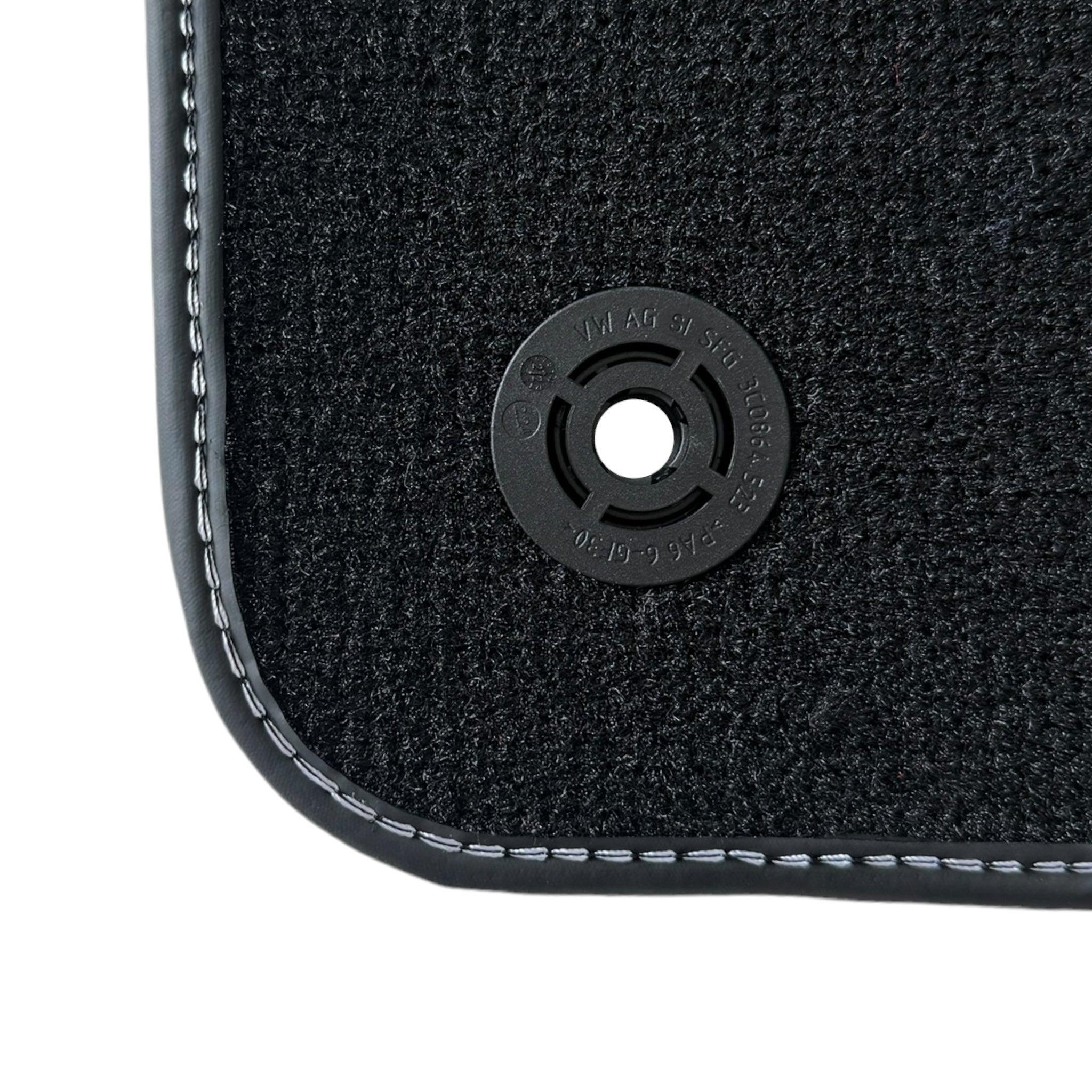Black Floor Mats for Porsche 996 (1998-2004) with Red Alcantara Leather - AutoWin