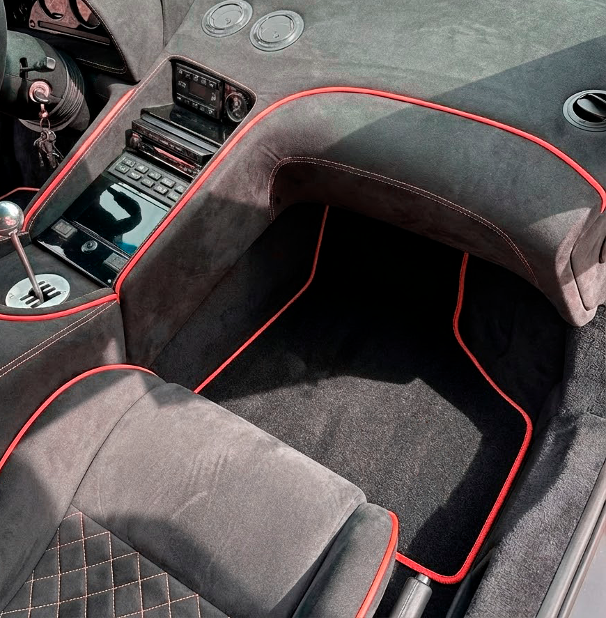 Black Floor Mats for Lamborghini Diablo (1990-2001) with Leather - AutoWin