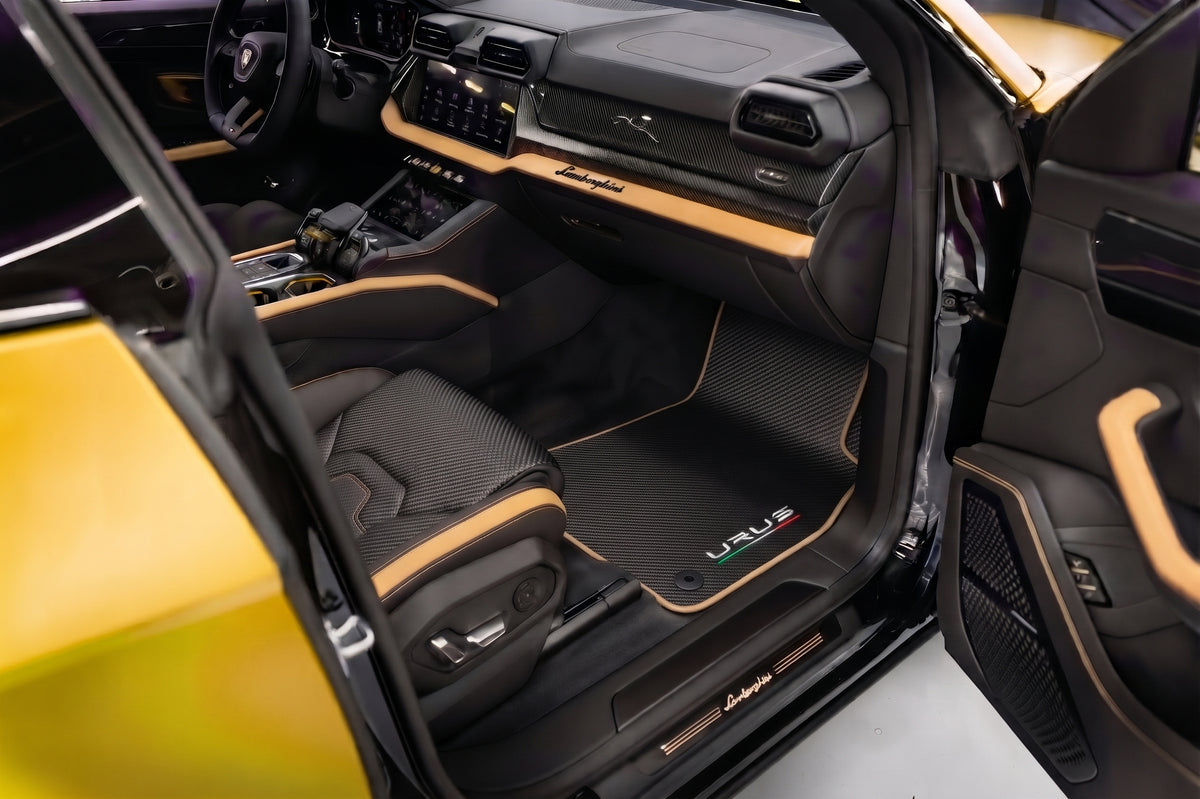 Tapete de mala Alcantara Preto para Lamborghini Urus Performante com Couro Laranja
