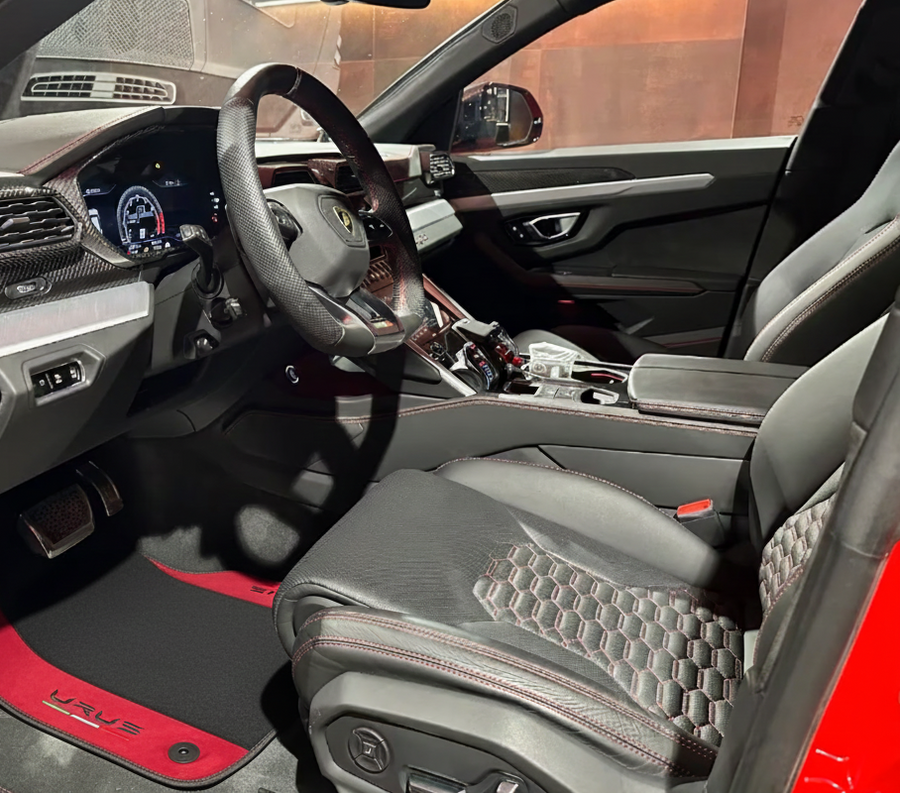 Tapetes para automóvel pretos para Lamborghini Urus com couro Alcantara Bordeaux