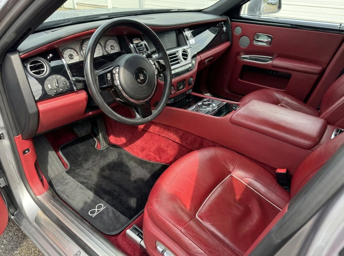 Customizable Leather Floor Mats with Double Diamond Pattern for Rolls Royce Ghost Series II (2021–2024) - AutoWin