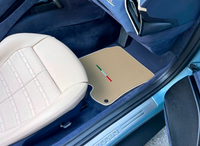 Tapetes de carro bege para Ferrari Roma (2021-2024) Edição Italiana