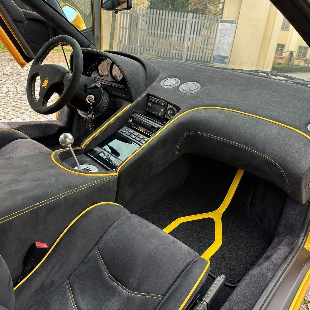 Black Floor Mats for Lamborghini Diablo (1990-2001) with Leather - AutoWin