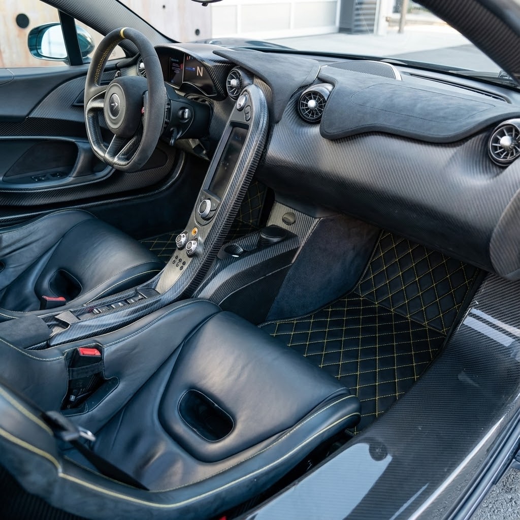 Customizable Leather Floor Mats with Single Diamond Pattern for McLaren P1 (2013-2015) - AutoWin