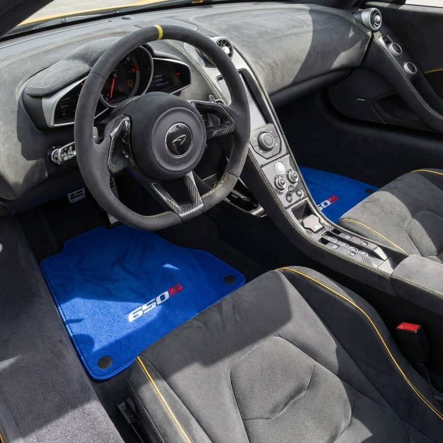 Tapetes de carro azuis sob medida para McLaren 650S
