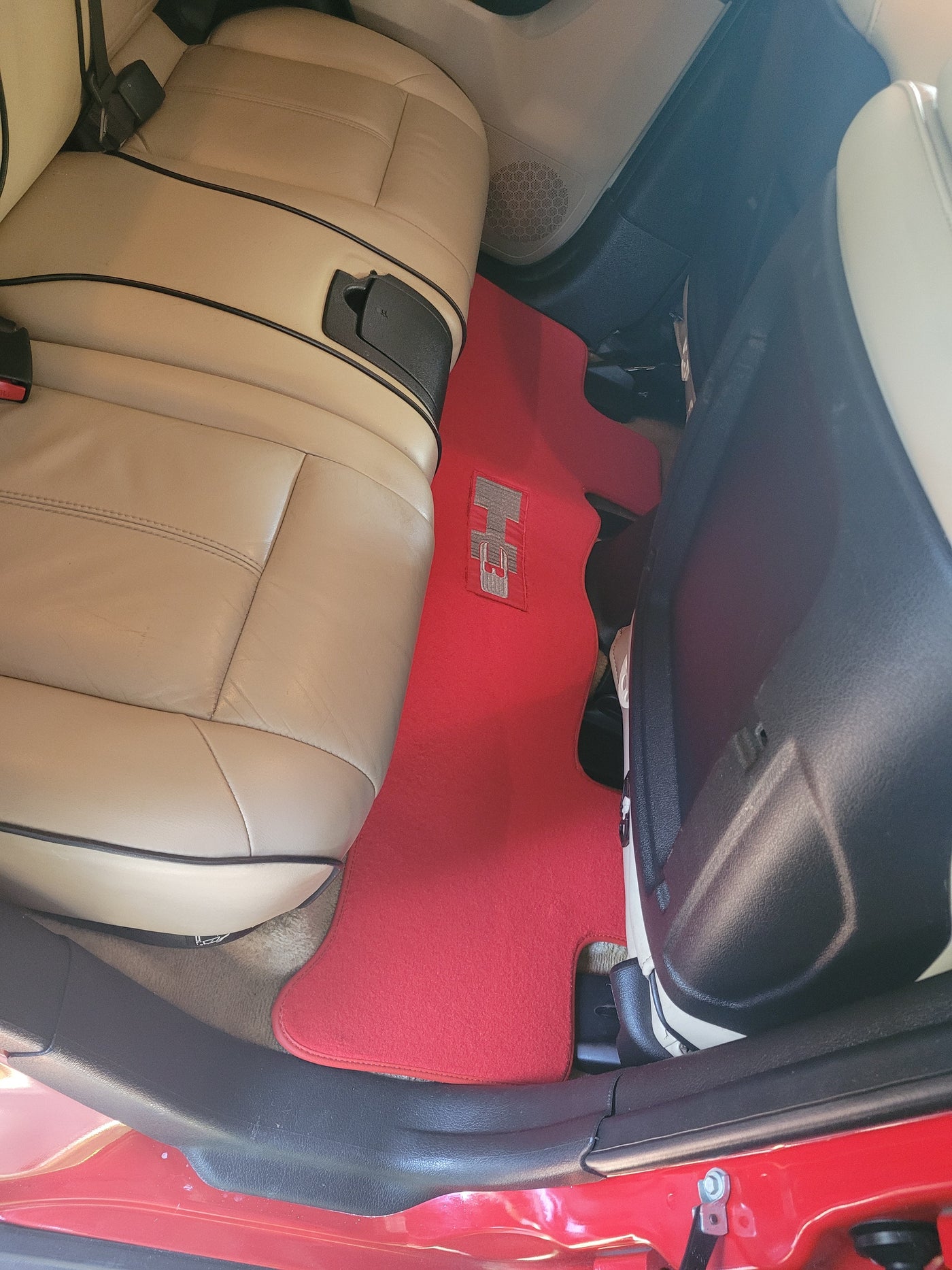 Floor Mats For Hummer H3 2005-2010 Tailored Red Color Carpets