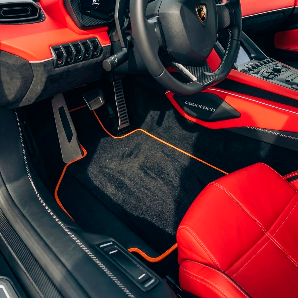 Customizable Floor Mats From Carpet With Leather for Lamborghini Countach (1974–1990) - AutoWin
