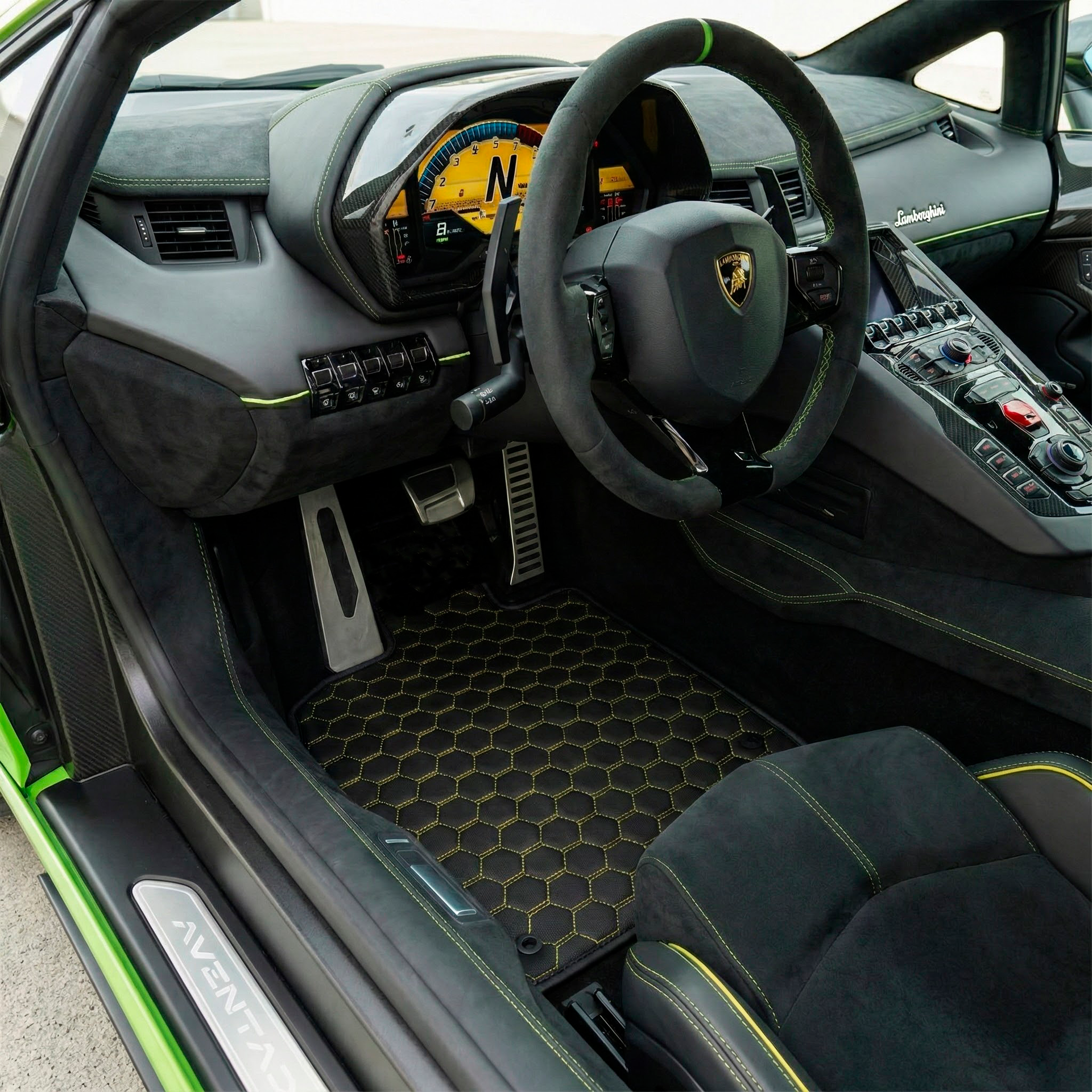Tapetes de carro em pele personalizáveis com padrão hexagonal simétrico para Lamborghini Aventador SV (2012-2022) - AutoWin