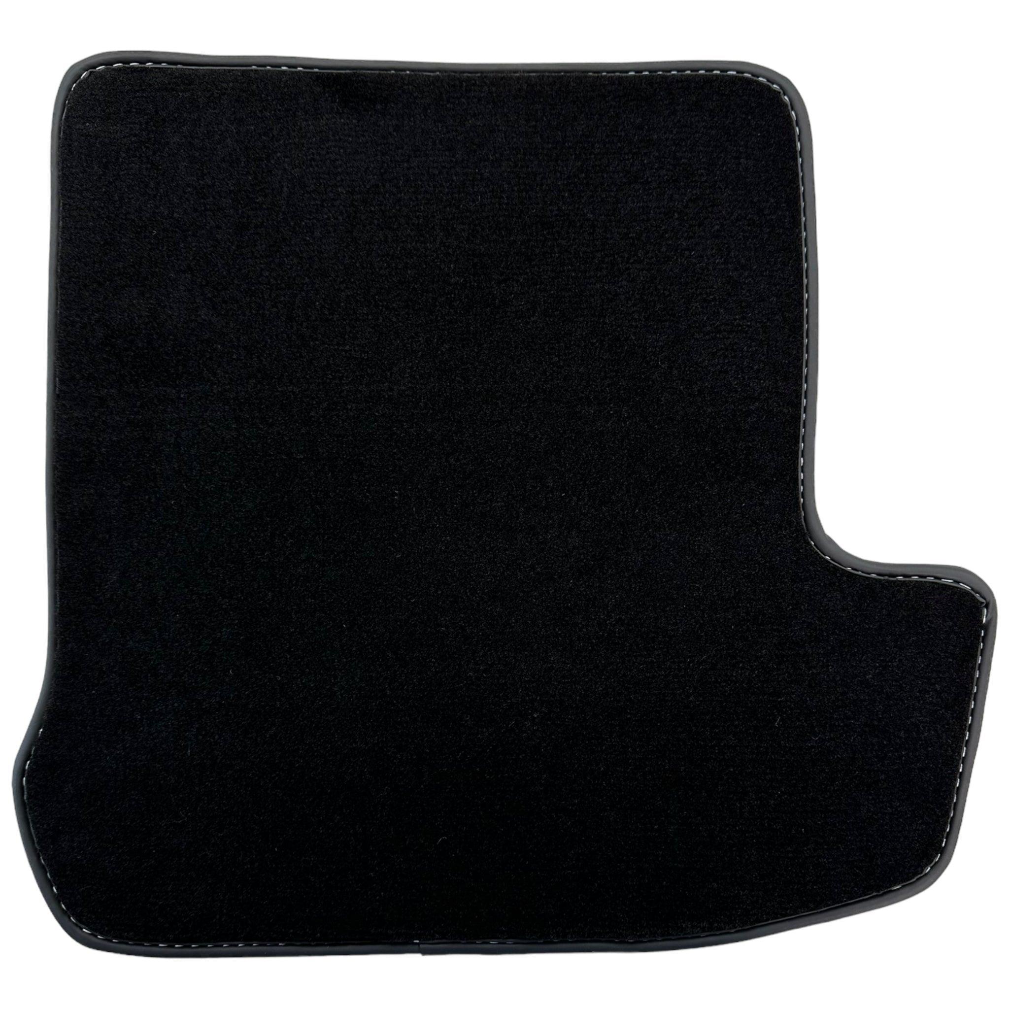 Black Floor Mats for Porsche Macan (2014-2023) - AutoWin