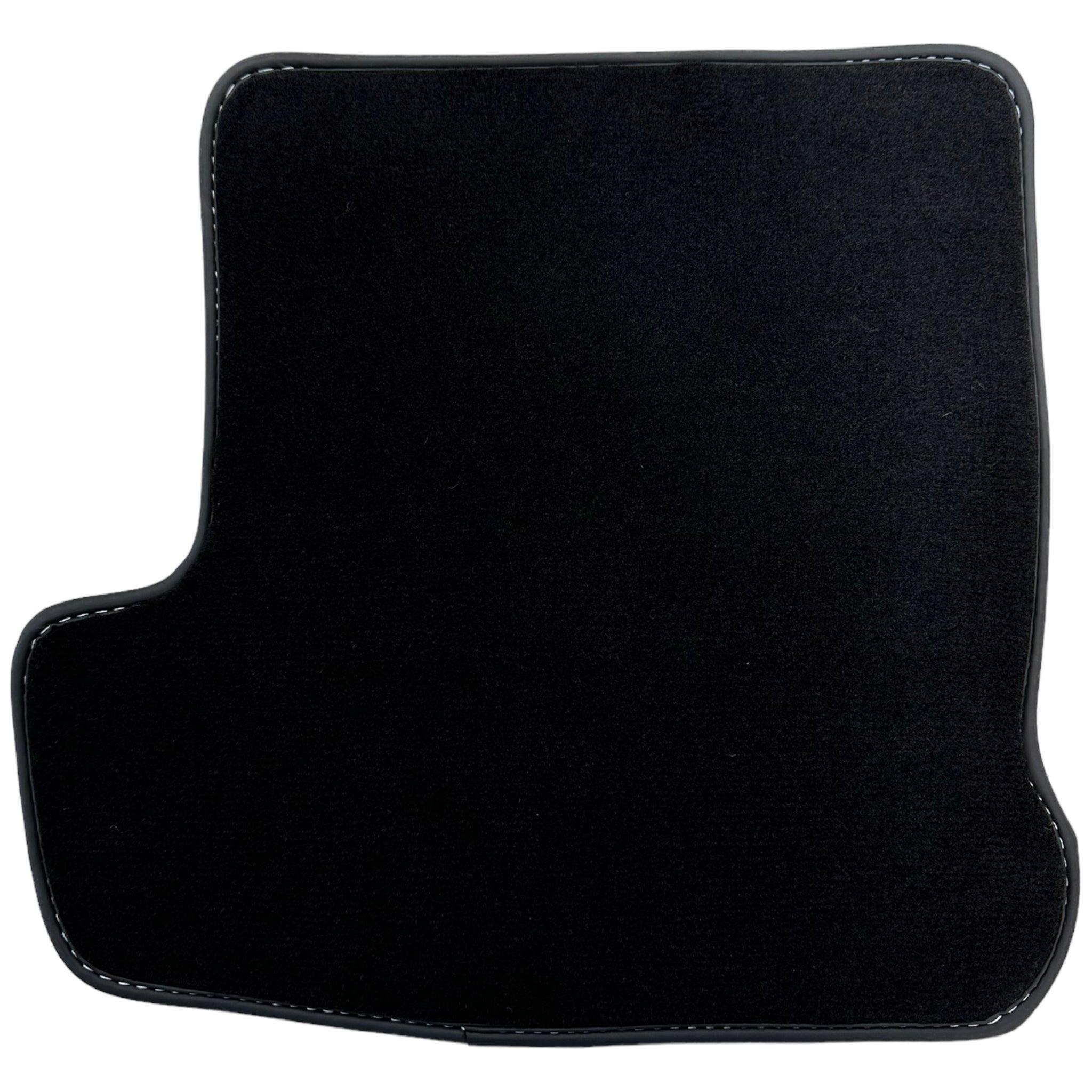Black Floor Mats for Porsche Macan (2014-2023) - AutoWin