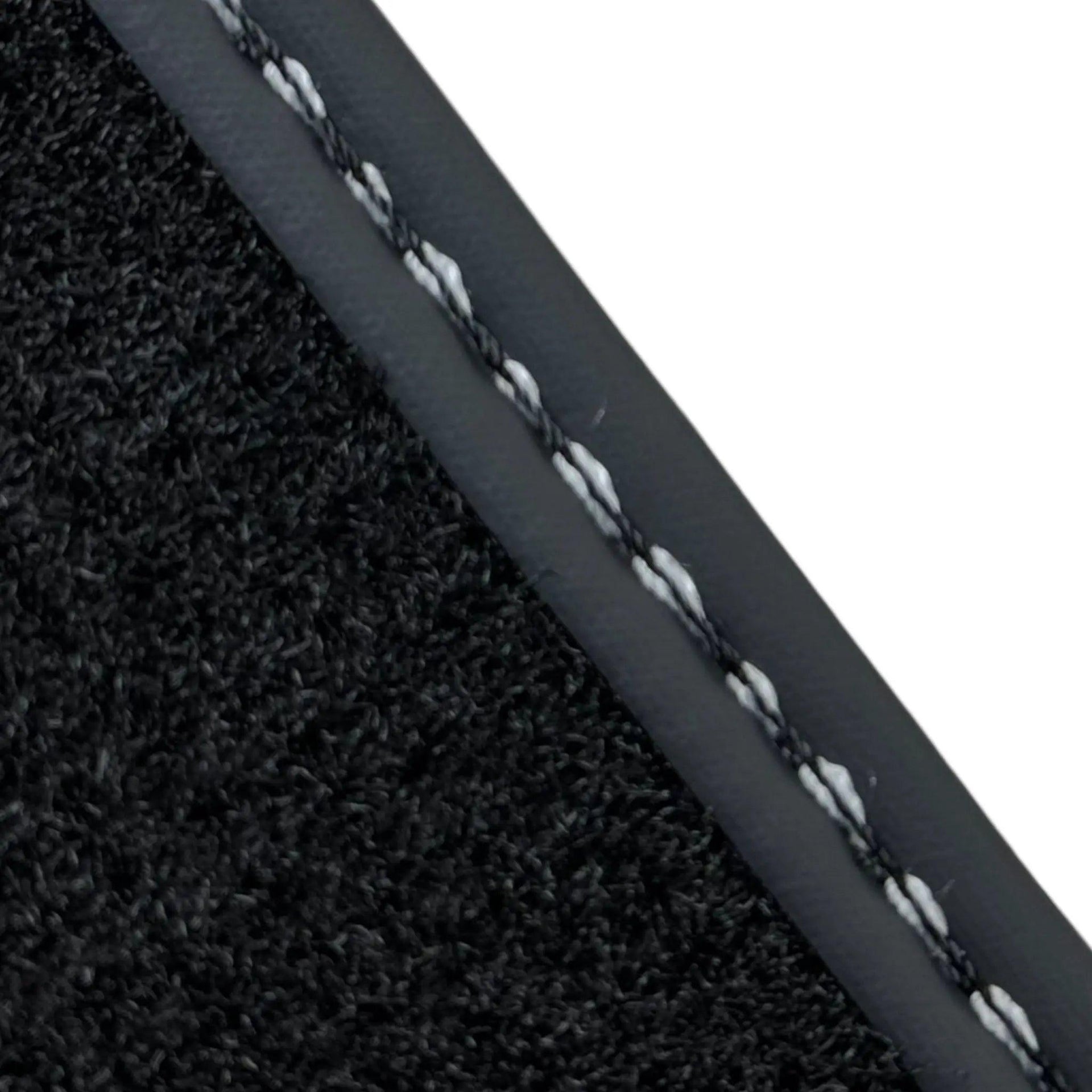 Black Floor Mats For Tesla Model Y (2020-2023) - AutoWin