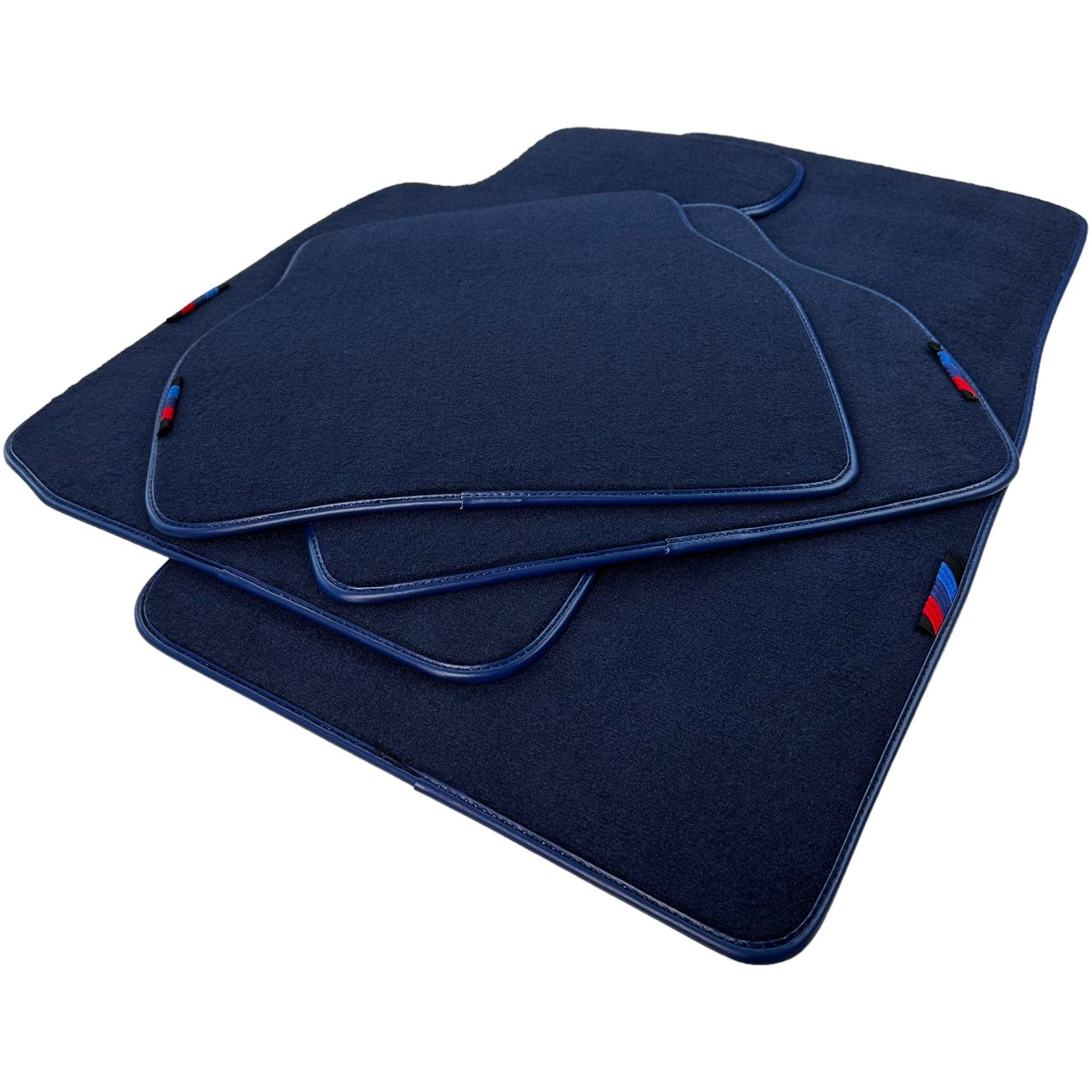 Blue Floor Mats For BMW 5 Series E39 Sedan (1996-2003) - AutoWin