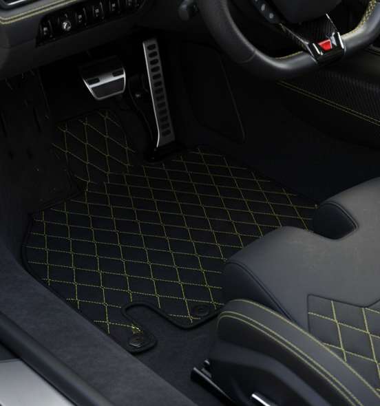 Customizable Floor Mats From Carpet With Leather for Lamborghini Countach (1974–1990) - AutoWin