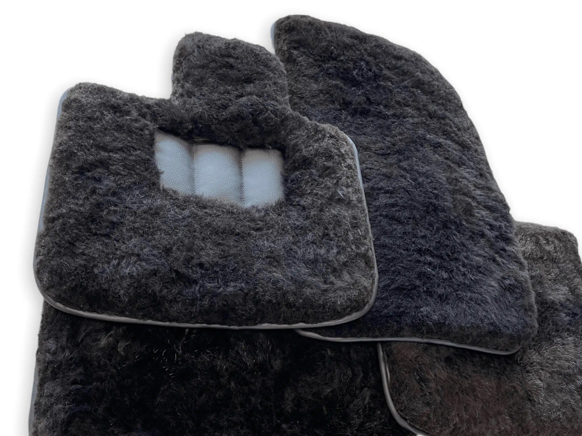 Genuine Sheepskin Floor Mats Bentley Flying Spur (2005-2013) Er56 Design Brand - AutoWin