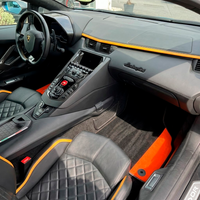 Tapetes de carro personalizáveis pretos para Lamborghini Aventador com couro Nappa laranja (Arancia Mira)