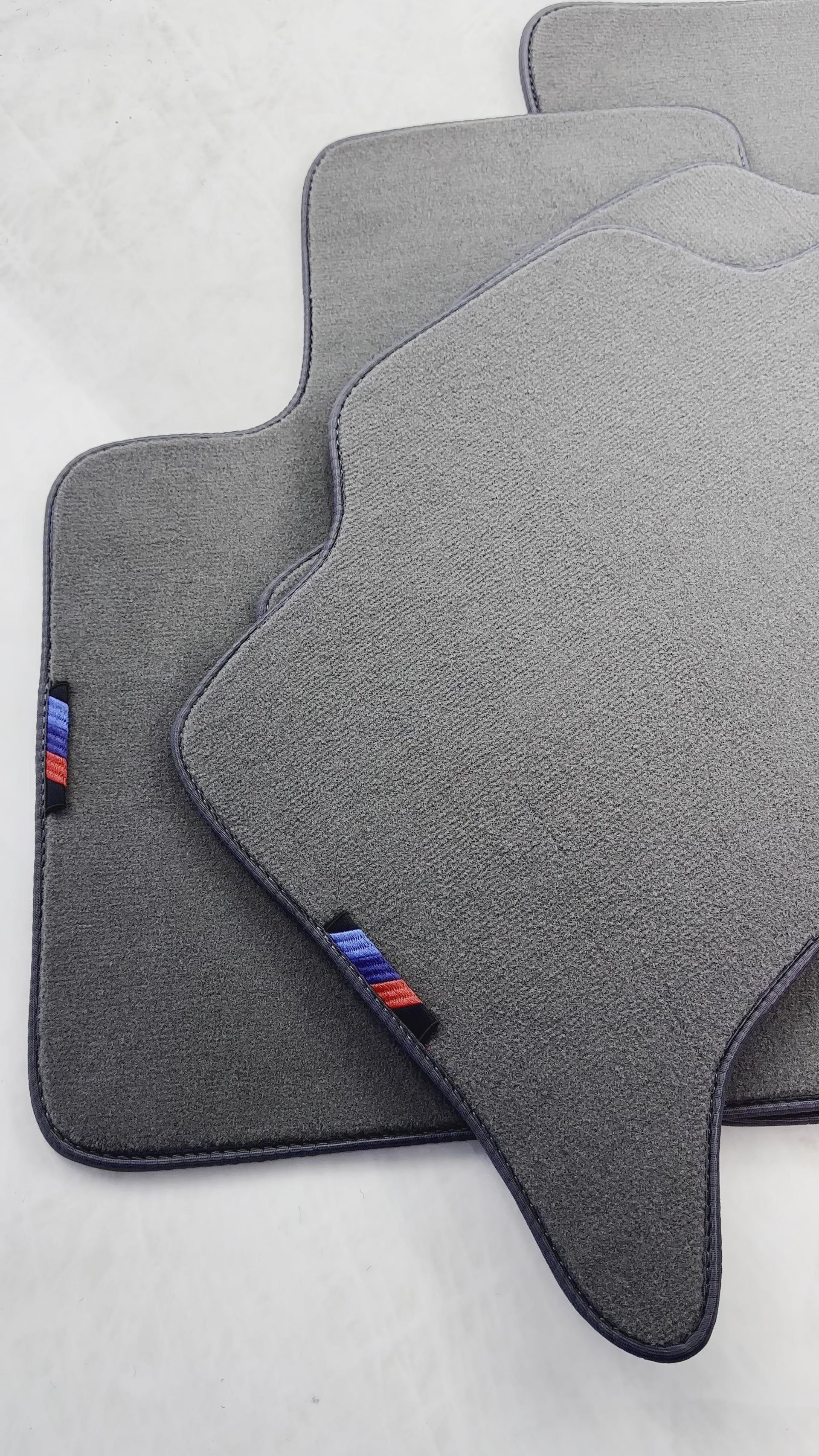 Mats de Carro Cinzentos Para BMW X5 Série E53 Com Pacote M - AutoWin.EU