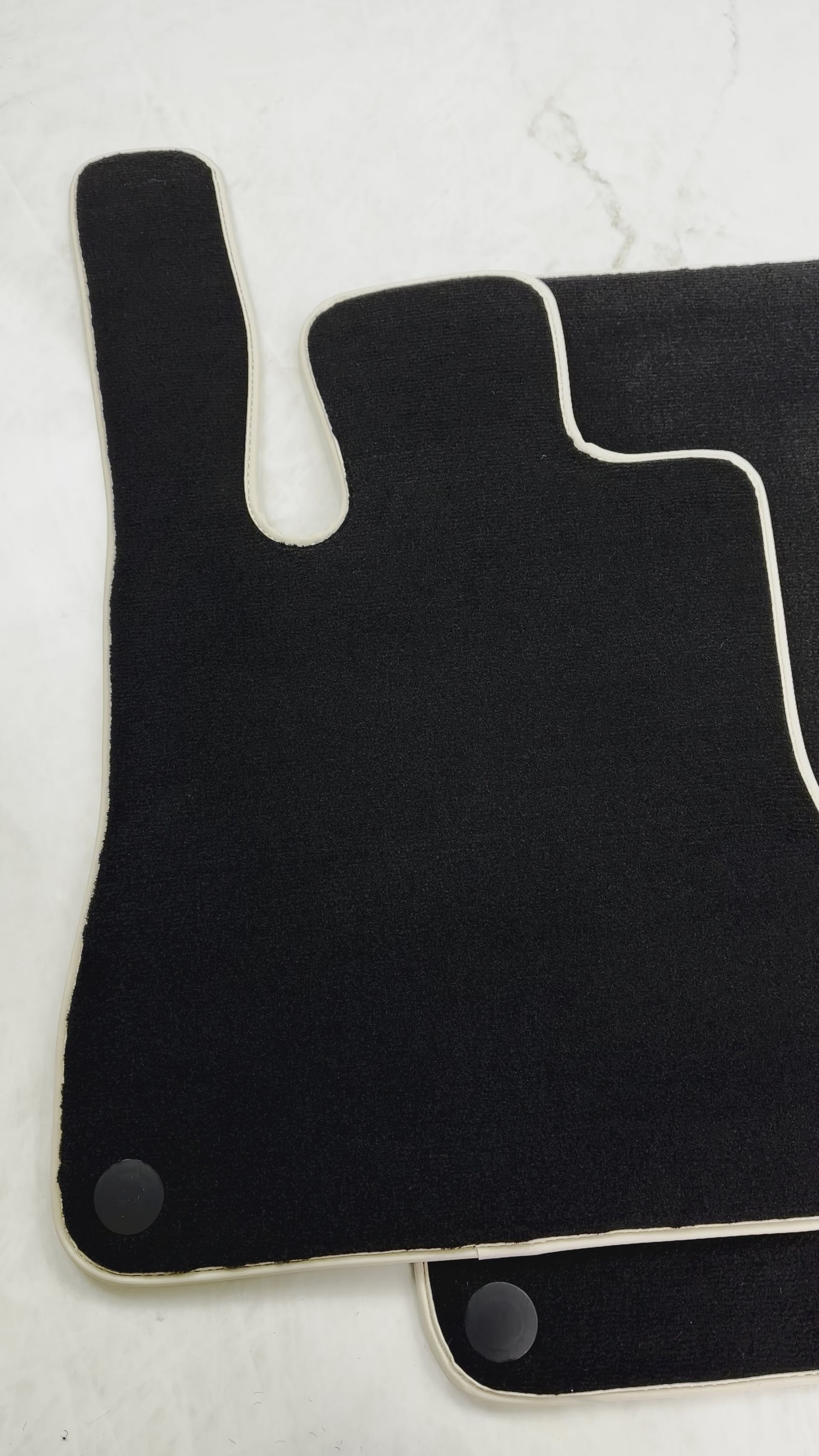 Mats de carro pretos para Mercedes-Benz SL-Class R231 (2012-2022) com acabamento bege - AutoWin