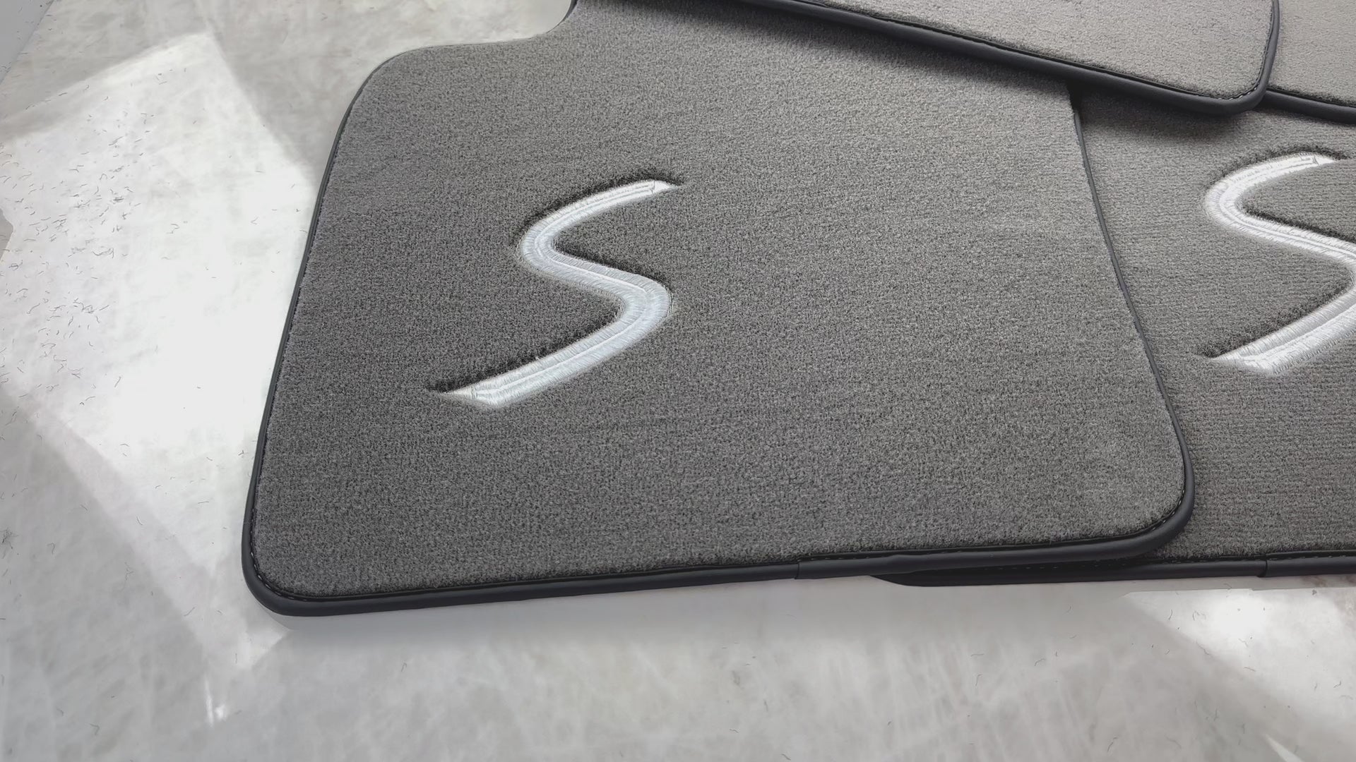 Tapetes Cinzentos para Mini Cabrio F57 Convertible (2016-2023) - AutoWin