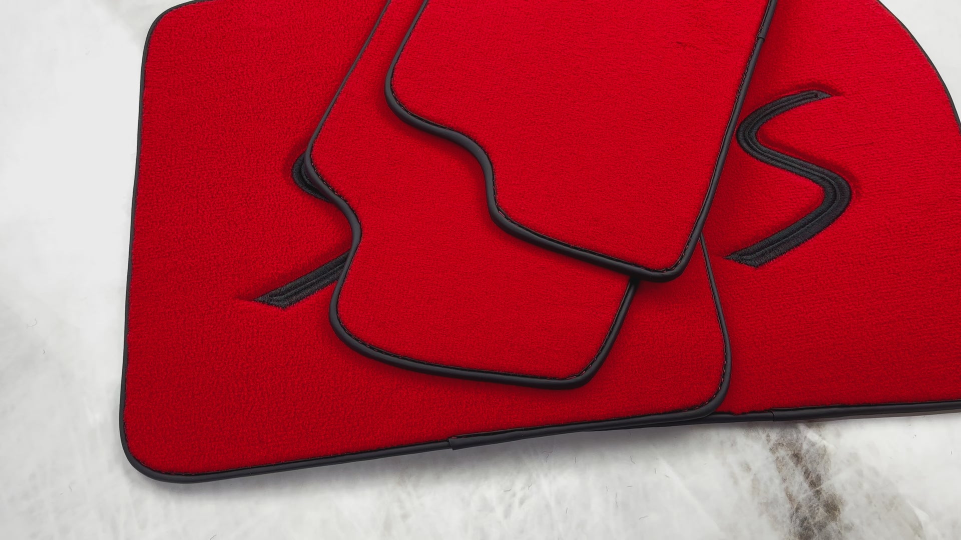 Mats Vermelhos para Mini Cabrio F57 Convertible (2016-2023) - AutoWin