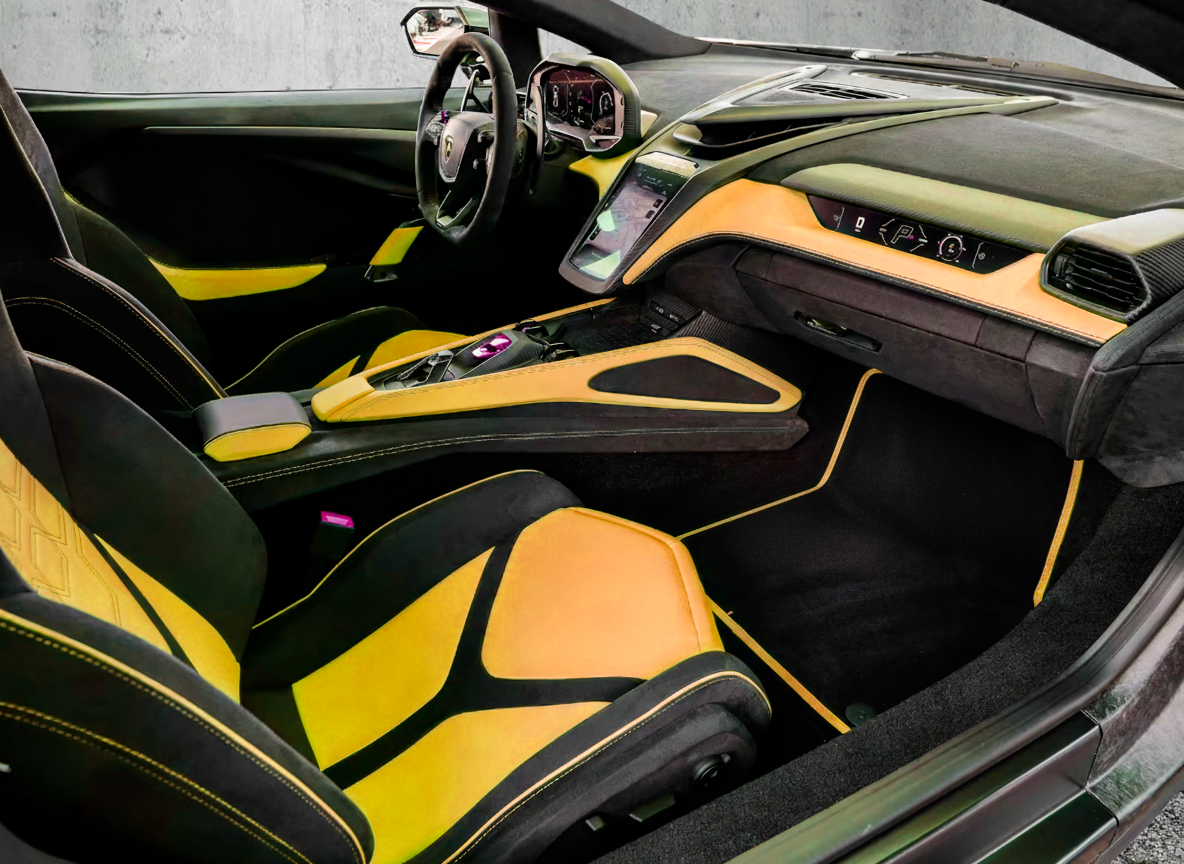 Tapetes de carro pretos personalizáveis para Lamborghini Urus com acabamento amarelo