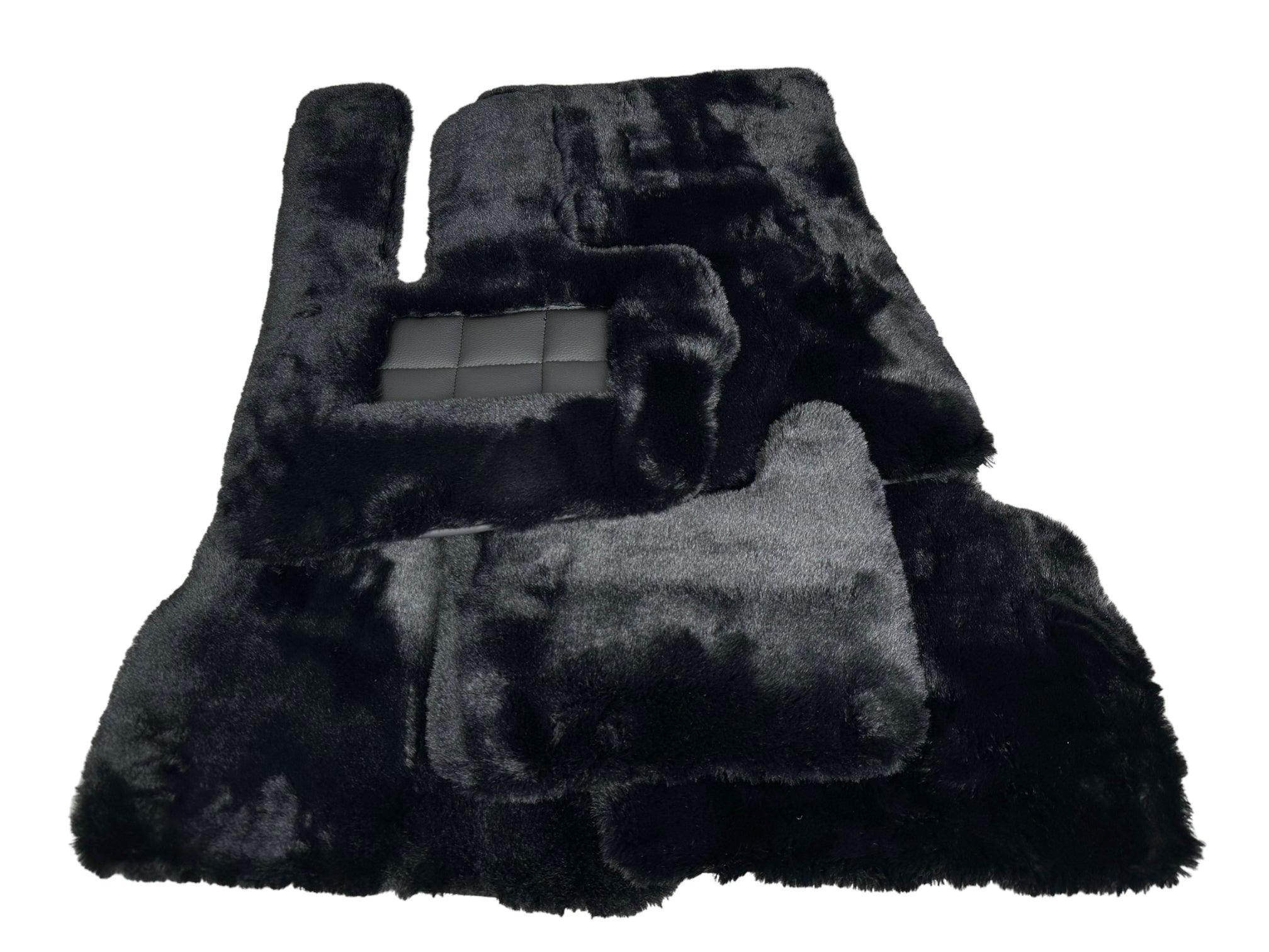 Black Sheepskin Floor Mats For Mercedes-Benz G Class 2019-2022 W463 ER56 Design - AutoWin